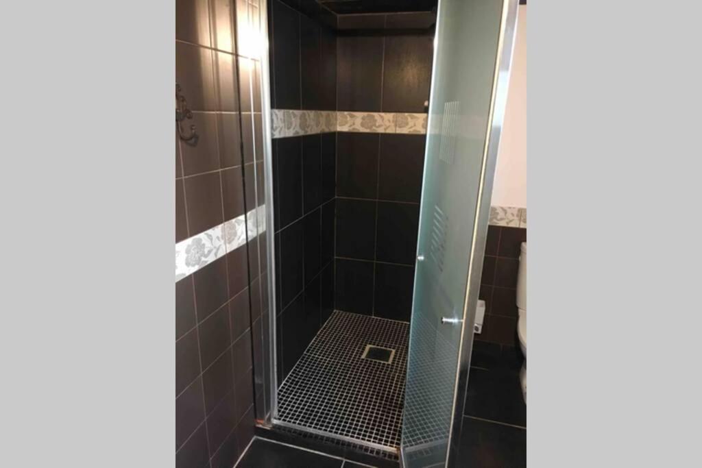Bel Appartement En Rez De Jardin, 10Min Centre Et 300M Quais De Seine Wifi Rouen Exteriér fotografie
